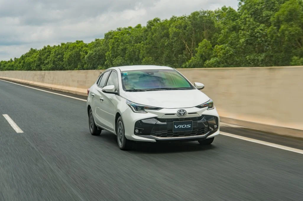Toyota Vios 4 chỗ